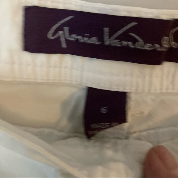 Gloria Vanderbilt Crop Cargo Pant - Picture 3 of 4